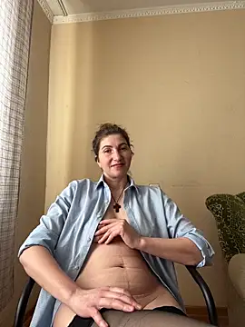  Crystal 2 online show from March 8, 2026, 11:24 am