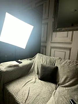 Demi Lovex online show from January 19, 2026, 12:42 pm