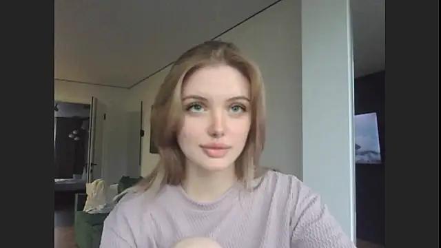 lina milka online show from May 15, 2026, 1:42 pm