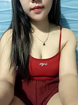Ngocmai lazdy online show from July 18, 2026, 6:16 pm