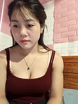 Snapshot of Ngocmai_lazdy chatting on February 27, 2026, 9:42 am Ngocmai lazdy online show from February 27, 2026, 9:42 am