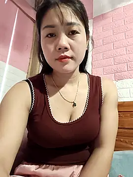 Snapshot of Ngocmai_lazdy chatting on February 26, 2026, 8:03 am Ngocmai lazdy online show from February 26, 2026, 8:03 am