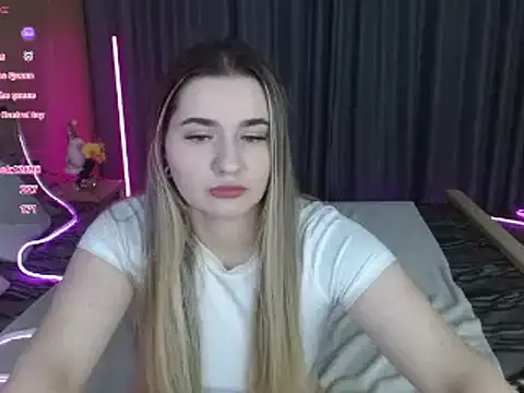 BellaaBlushh online show from January 16, 2026, 3:54 am