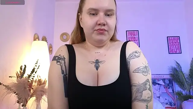 Snapshot of casey_robbinss chatting on May 15, 2026, 7:50 am casey robbinss online show from May 15, 2026, 7:50 am