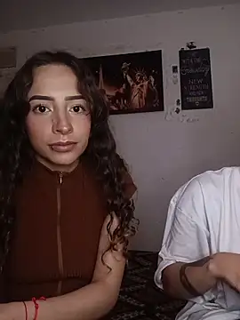 Snapshot of AlexxaAndRileyy chatting on February 20, 2026, 5:59 pm AlexxaAndRileyy online show from February 20, 2026, 5:59 pm