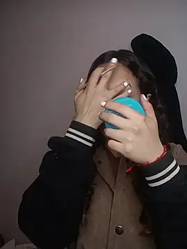 Snapshot of AlexxaAndRileyy chatting on March 13, 2026, 1:27 pm AlexxaAndRileyy online show from March 13, 2026, 1:27 pm