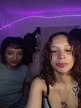 AlexxaAndRileyy online show from June 29, 2026, 4:17 pm