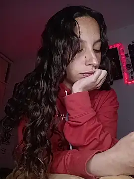 Snapshot of AlexxaAndRileyy chatting on February 7, 2026, 2:03 pm AlexxaAndRileyy online show from February 7, 2026, 2:03 pm