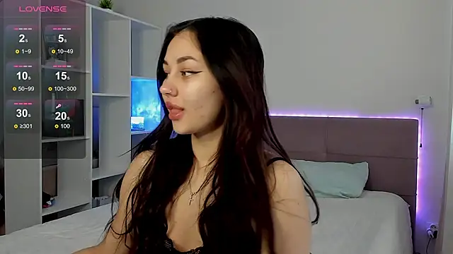 AliceStrikolovsky online show from February 4, 2026, 5:57 am