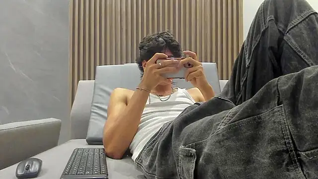 noahx valko online show from March 15, 2026, 5:58 am