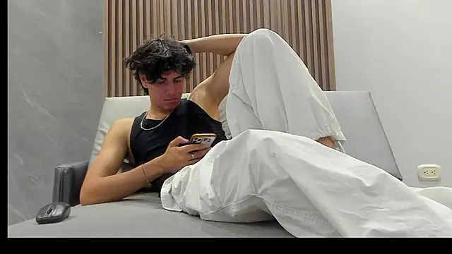 noahx valko online show from March 19, 2026, 4:01 am