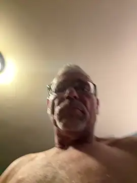 daddybod0588 online show from February 6, 2026, 8:49 pm