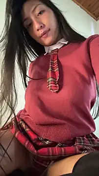 Snapshot of Mavi_roouse chatting on June 16, 2026, 1:22 pm Mavi roouse online show from June 16, 2026, 1:22 pm