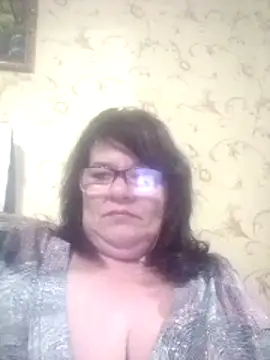Snapshot of NysiOlsen chatting on May 12, 2026, 5:52 pm NysiOlsen online show from May 12, 2026, 5:52 pm