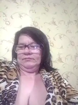NysiOlsen online show from May 5, 2026, 7:06 pm