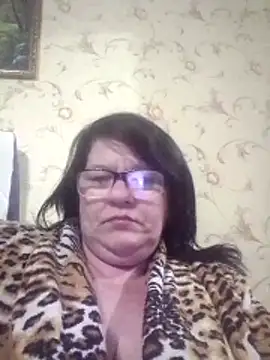 NysiOlsen online show from May 6, 2026, 6:23 pm