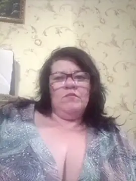 Snapshot of NysiOlsen chatting on May 13, 2026, 7:10 pm NysiOlsen online show from May 13, 2026, 7:10 pm
