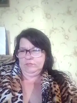 NysiOlsen online show from May 4, 2026, 3:04 pm