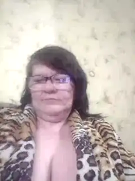 NysiOlsen online show from April 21, 2026, 4:57 pm