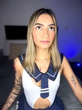 Snapshot of SweetTroubleXXX chatting on March 11, 2026, 1:05 pm SweetTroubleXXX online show from March 11, 2026, 1:05 pm