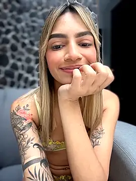 Snapshot of SweetTroubleXXX chatting on March 9, 2026, 1:14 pm SweetTroubleXXX online show from March 9, 2026, 1:14 pm