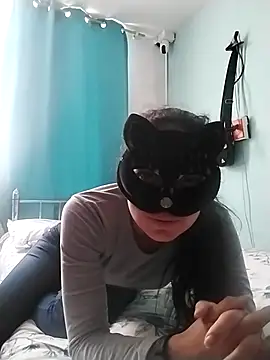 Snapshot of TWOLOVE16 chatting on April 2, 2026, 5:19 pm TWOLOVE16 online show from April 2, 2026, 5:19 pm