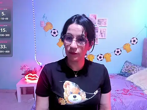Snapshot of talia_mystic chatting on June 25, 2026, 12:54 pm talia mystic online show from June 25, 2026, 12:54 pm