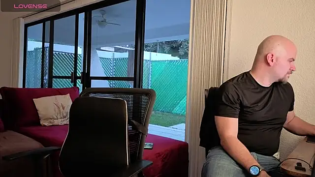 Snapshot of lustfulc99 chatting on March 20, 2026, 12:44 am lustfulc99 online show from March 20, 2026, 12:44 am