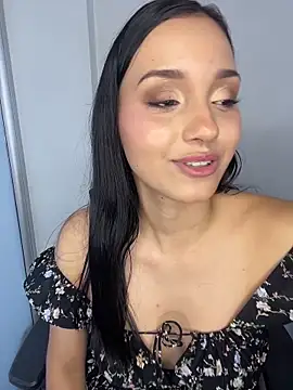 xXxSamantha   online show from March 19, 2026, 7:25 pm