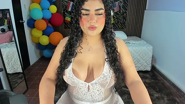 Snapshot of Karla18_ chatting on July 14, 2026, 3:29 pm Karla18 online show from July 14, 2026, 3:29 pm