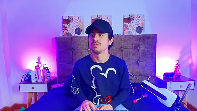 Ethan Briggs  online show from July 16, 2026, 3:36 am
