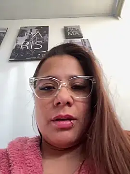 Snapshot of Pretty__Milf chatting on May 10, 2026, 12:09 pm Pretty Milf online show from May 10, 2026, 12:09 pm