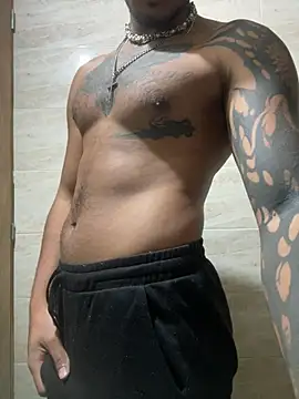 liyamjunior online show from March 5, 2026, 5:48 am