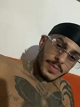 liyamjunior online show from March 6, 2026, 1:22 am