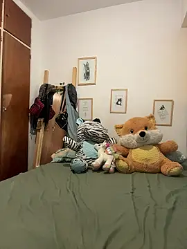 miafoxmia online show from February 21, 2026, 11:45 am