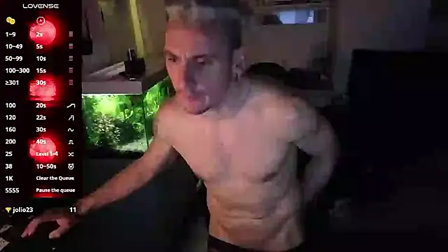 Rayzel White online show from April 28, 2026, 2:27 am