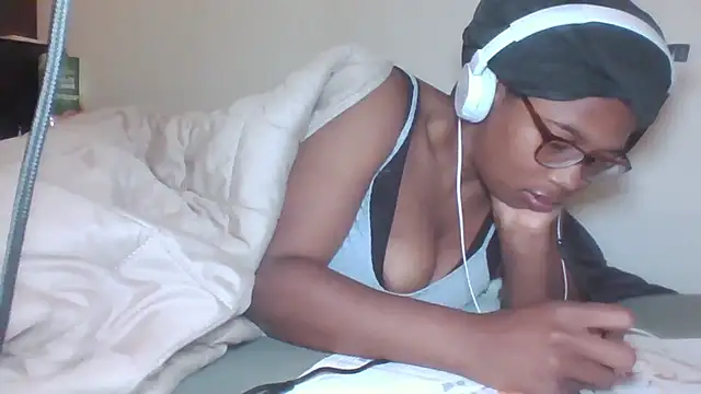 Snapshot of xxxdanidoomsdayxxx chatting on April 18, 2026, 10:43 pm xxxdanidoomsdayxxx online show from April 18, 2026, 10:43 pm