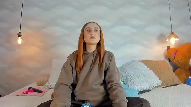 tiarha 18 online show from February 3, 2026, 5:05 am