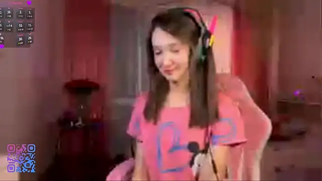 MarcelaBlas online show from April 24, 2026, 2:08 pm