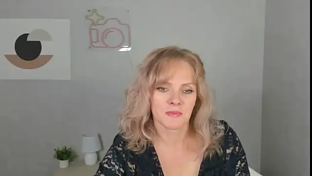 Snapshot of Victoria_Nelson chatting on April 30, 2026, 1:12 am Victoria Nelson online show from April 30, 2026, 1:12 am