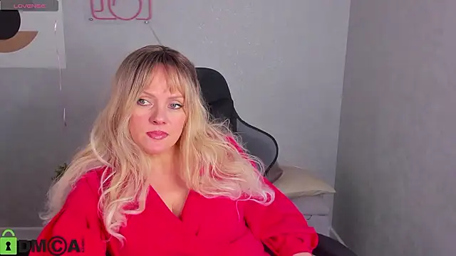 Snapshot of Victoria_Nelson chatting on March 12, 2026, 12:49 am Victoria Nelson online show from March 12, 2026, 12:49 am