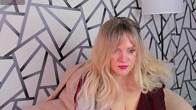 Snapshot of Victoria_Nelson chatting on April 3, 2026, 1:45 am Victoria Nelson online show from April 3, 2026, 1:45 am