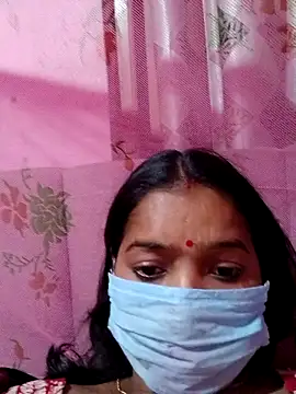 riyadas554321 online show from January 19, 2026, 3:38 pm