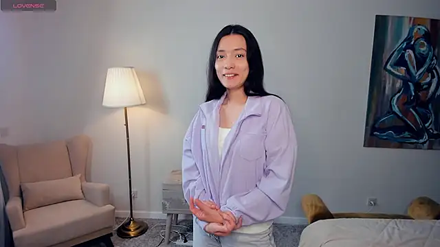 ReynaRhew online show from February 5, 2026, 5:14 am