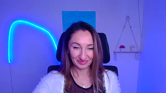 Diana Sweeet  online show from January 17, 2026, 2:20 pm