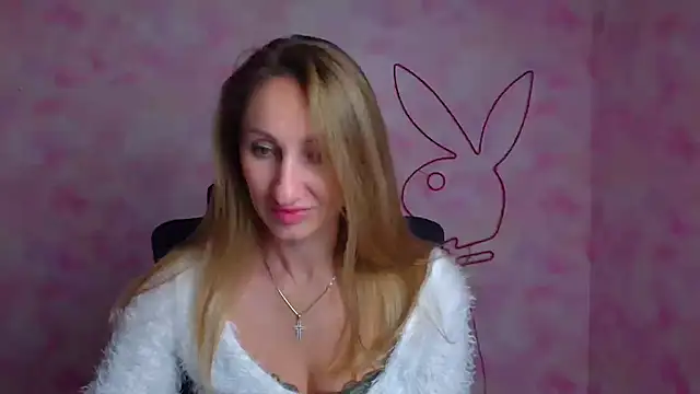 Diana Sweeet  online show from April 25, 2026, 11:46 am