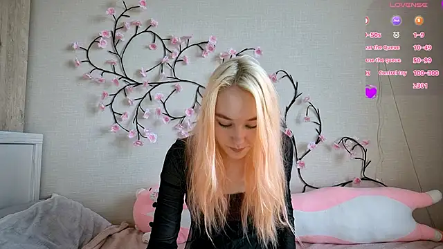 Snapshot of MisaMew chatting on March 7, 2026, 9:37 am MisaMew online show from March 7, 2026, 9:37 am