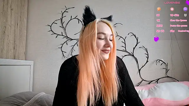 Snapshot of MisaMew chatting on February 28, 2026, 8:14 am MisaMew online show from February 28, 2026, 8:14 am