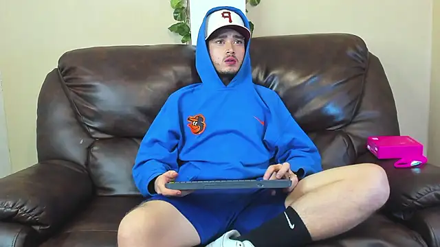 Salvattore Muller online show from February 20, 2026, 6:26 am