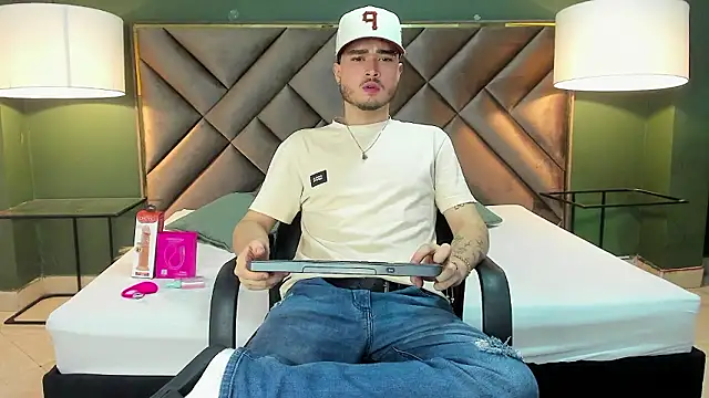 Salvattore Muller online show from February 23, 2026, 8:48 am